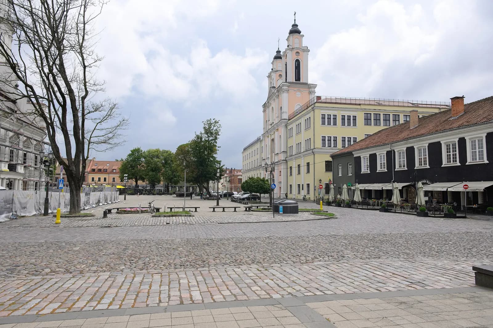 Kaunas Town Hall Square with the Church of St Francis Xavier and the Jesuit monastery behind the cobbles